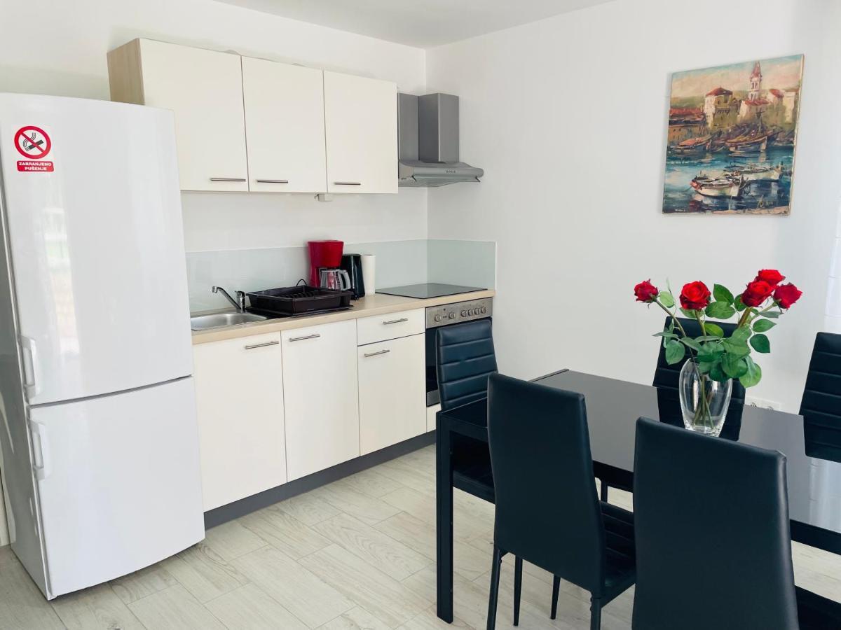 Apartment Paulina Trogir Eksteriør billede