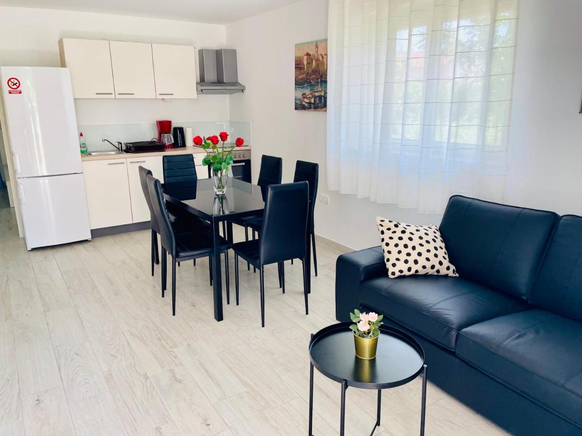 Apartment Paulina Trogir Eksteriør billede